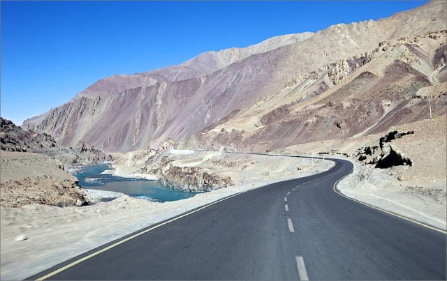 Ladakh, Himalayas. Road No NH 1D